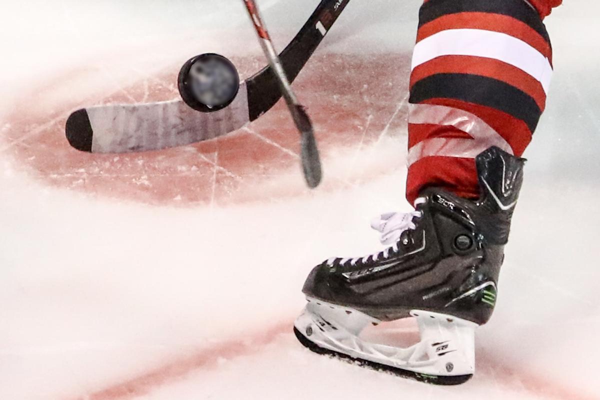 KHL: how are things going in the refereeing corps?