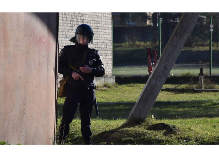 В Коврове ФСБ-шники освободили 15 заложников