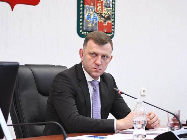 Евгений Наумов поручил поставить на контроль работу с коммунальными сетями