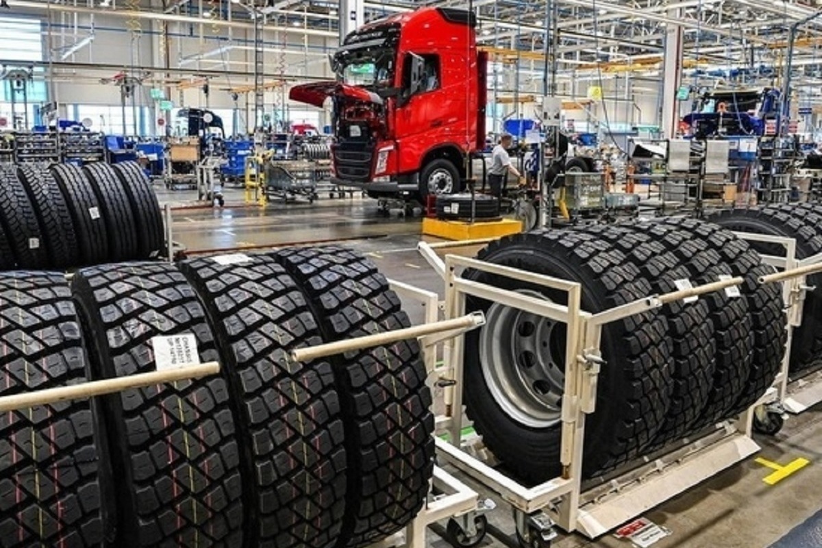 Автозавод Volvo в Калуге начнет выпуск грузовиков Урал Next