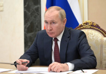 Президент России Владимир Путин начал совещание с руководителями силовых структур