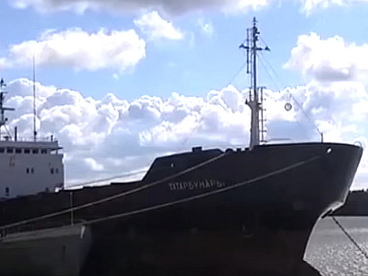 Капитан украинского сухогруза отказался вести судно на родину из-за мобилизации