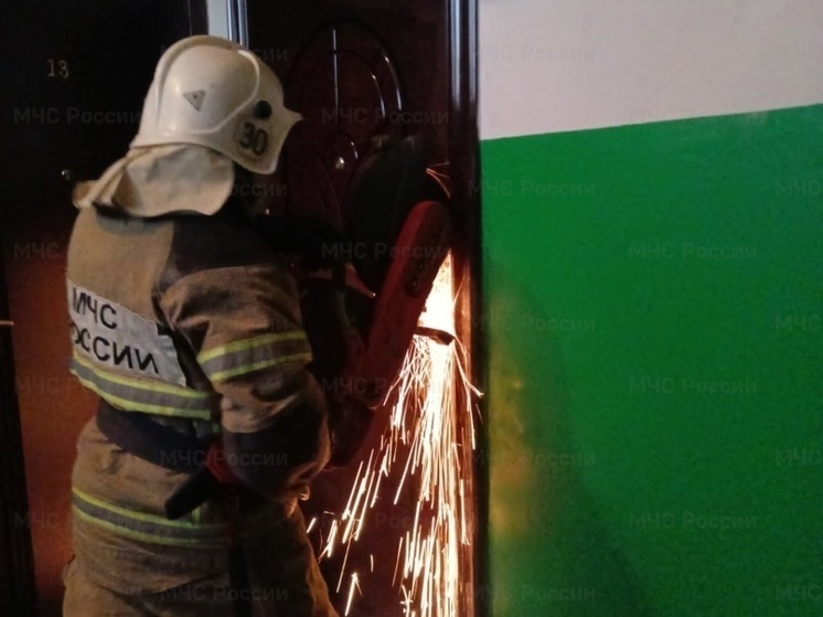 В Орле в муках в своей квартире едва не умерла женщина