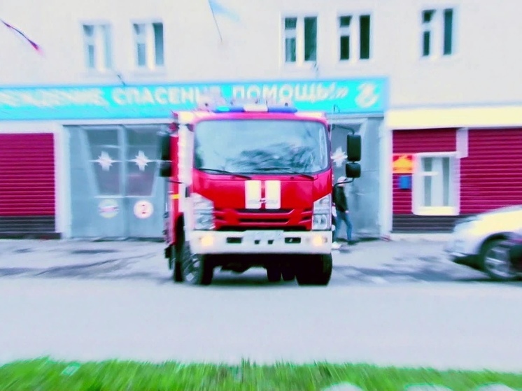 В Курске водитель не пропустил пожарную машину и получил штраф