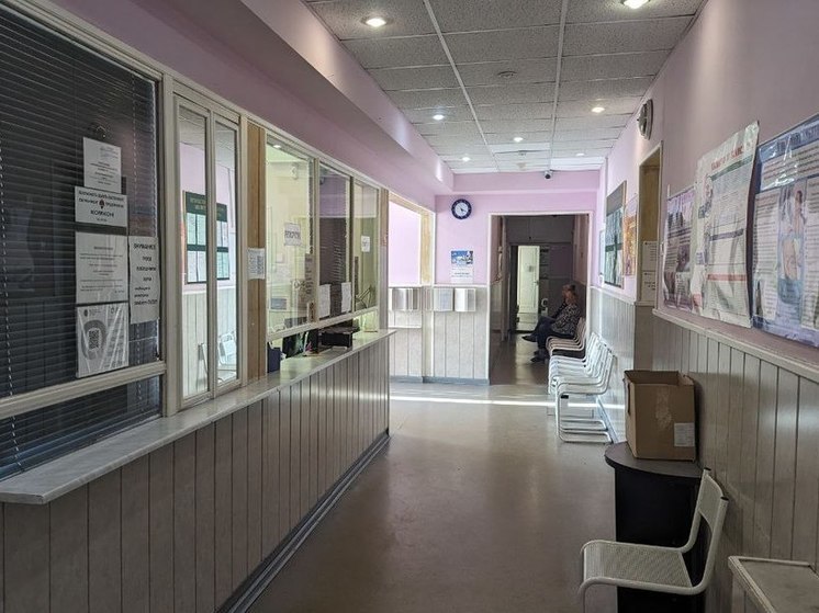 Жителям Мурманской области объяснили, зачем сидеть в очереди к врачу