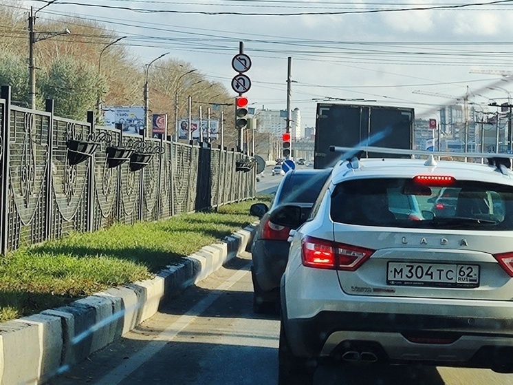 На Московском шоссе в Рязани запретили левый поворот и разворот у автовокзала