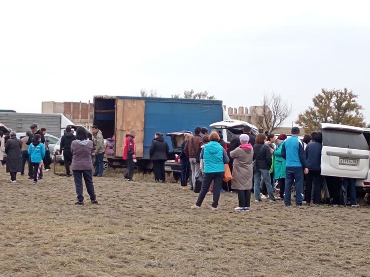 В районе Калмыкии жители запаслись продуктами на сельхозярмарке