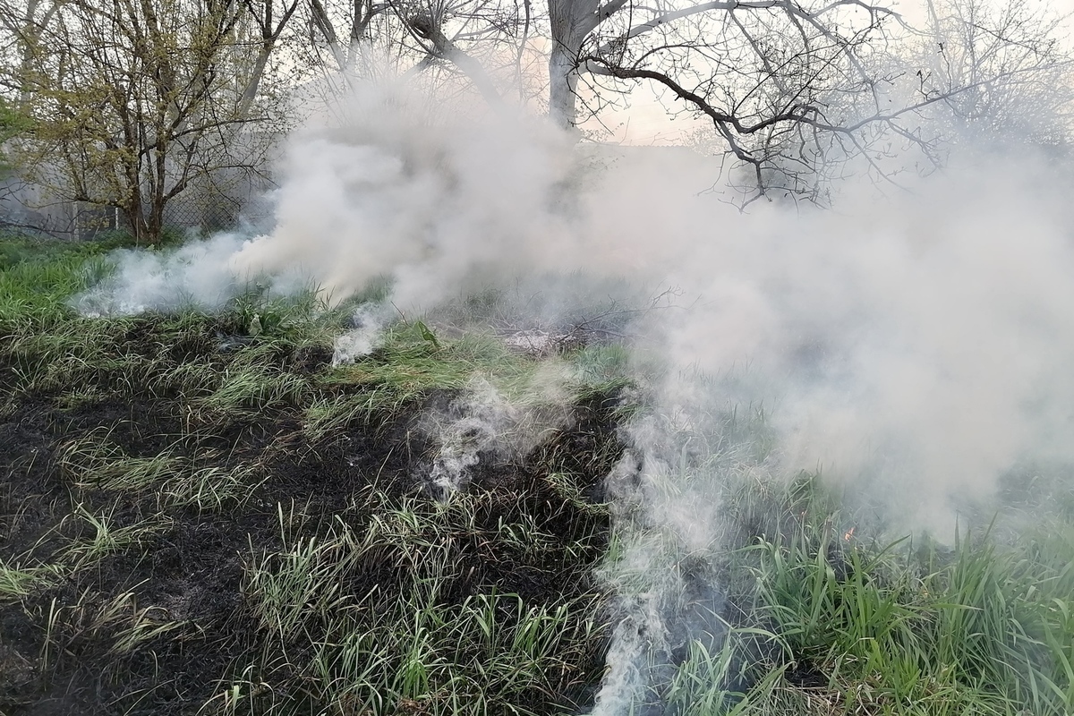 Дом с пристройкой загорелся в СНТ «Вагонник» Волховского района