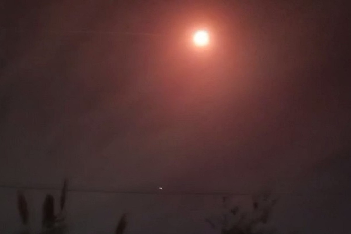 Очевидцы опубликовали видеозапись ракетного удара по Тель-Авиву