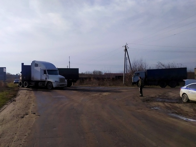 В Орловской области не разъехались КАМАЗ и тягач