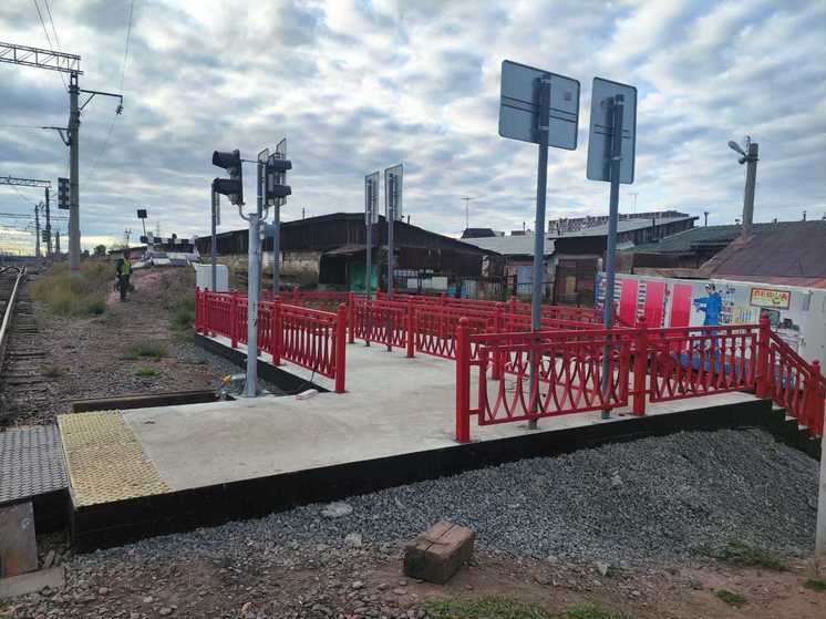 Новый пешеходный переход через железнодорожные пути открыт на станции Падунские пороги ВСЖД