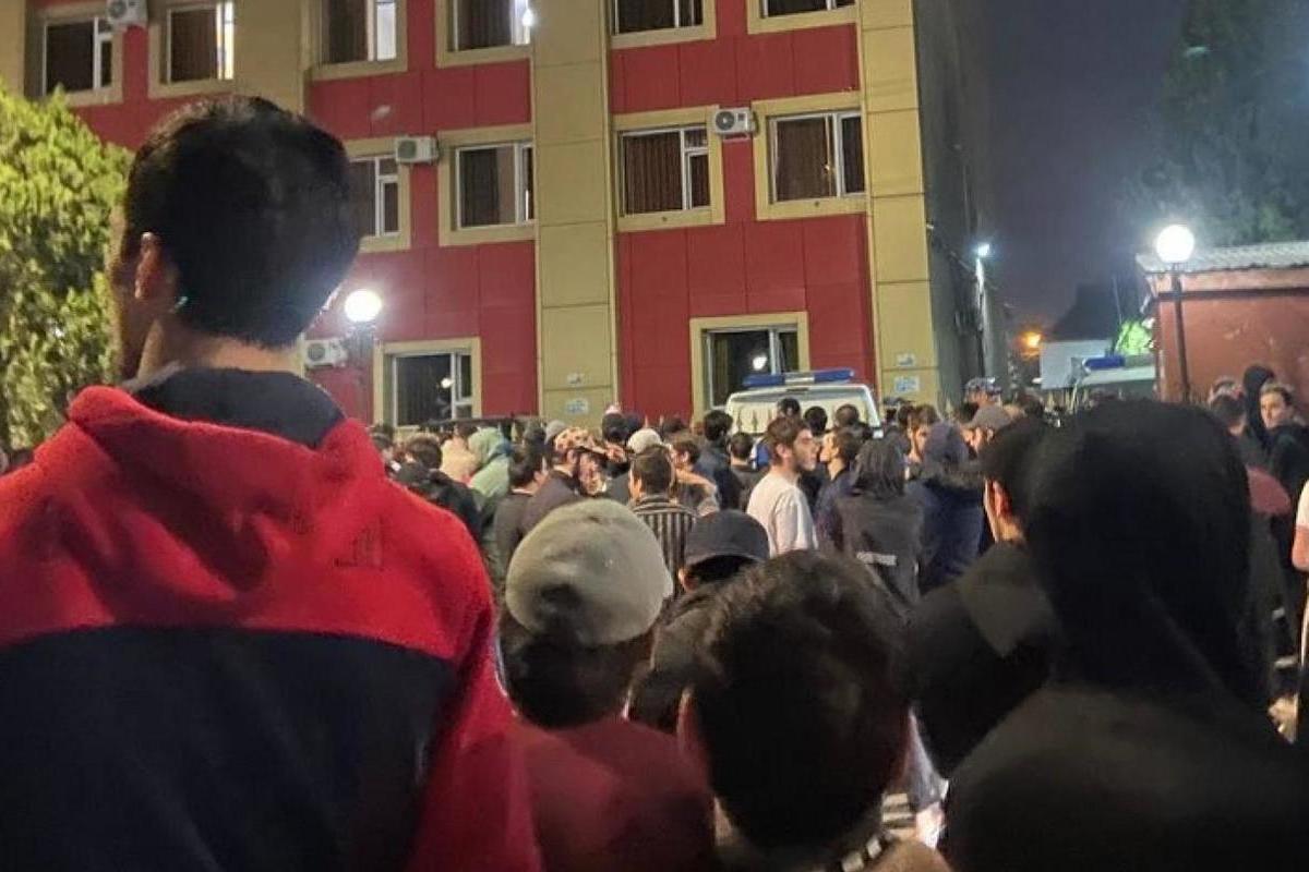 Полиция не задерживала жителей Хасавюрта на сходе у отеля с евреями