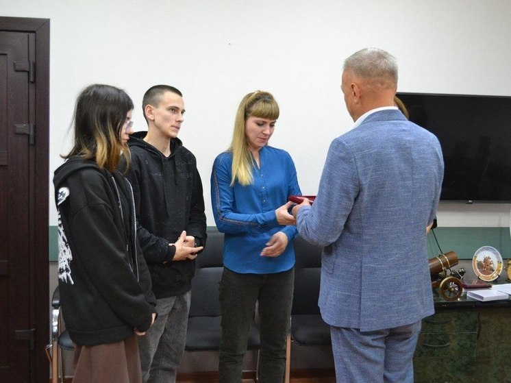 В Георгиевске передали ордена Мужества родным погибших героев СВО