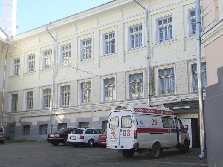 В Серпуховскую больницу пришли работать новые врачи-онкологи
