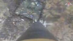 Операторы дронов ликвидировали танк ВСУ: кадры боевой работы