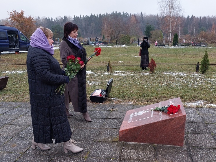 В деревне Пижма почтили память жертв политических репрессий 1930-1950 годов