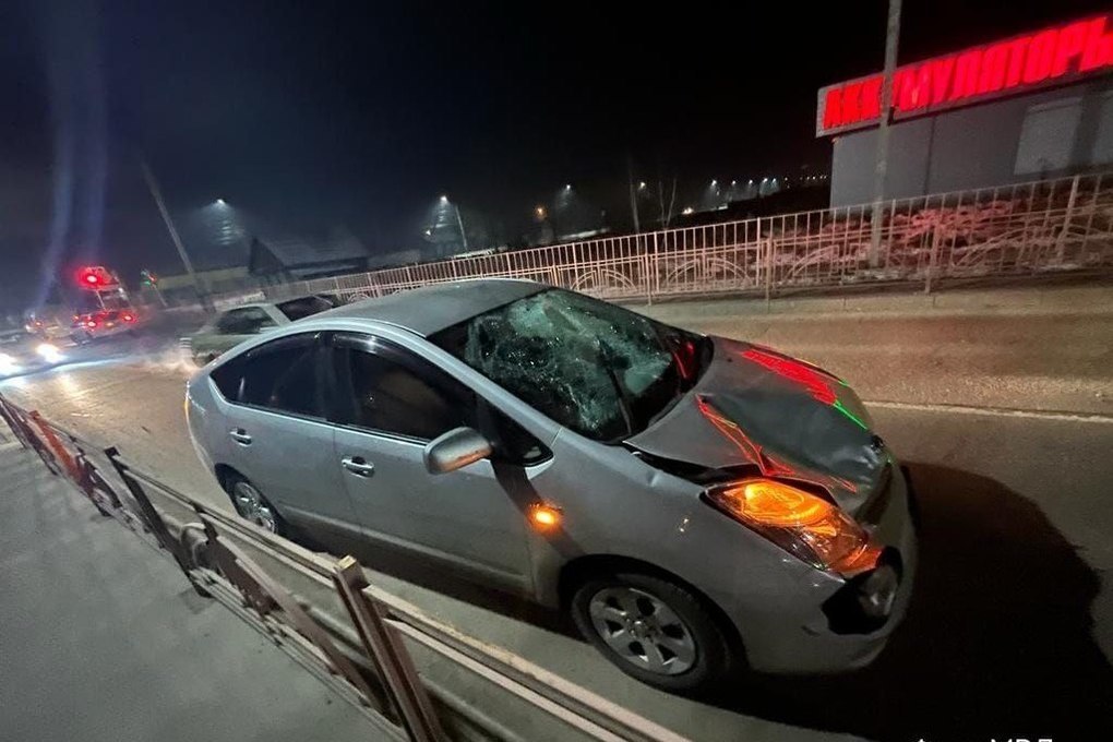 В Зиме 17-летняя девушка попала под колёса Toyota Prius