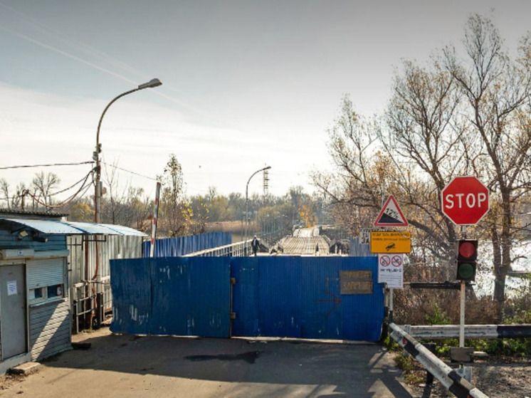 В Ростове понтонный мост на Зеленый остров закроют 11 ноября