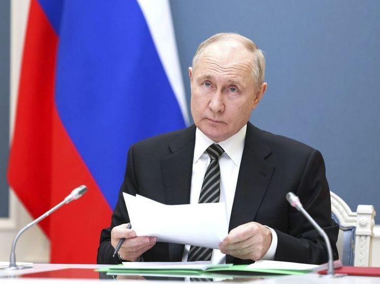 Путин подписал закон об отмене информирования генсека СЕ о военном положении