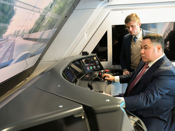 Игорь Руденя посетил стенд Тверской области перед открытием выставки «Россия» на ВДНХ