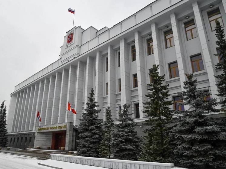 Правительство Омской области потратит 1 миллиард рублей на учительские зарплаты