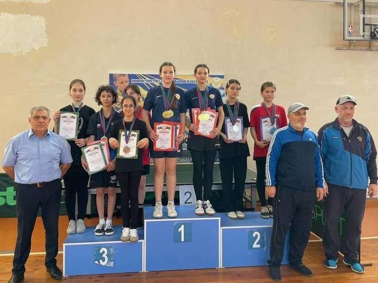 В Кизляре прошел чемпионат по настольному теннису среди женщин