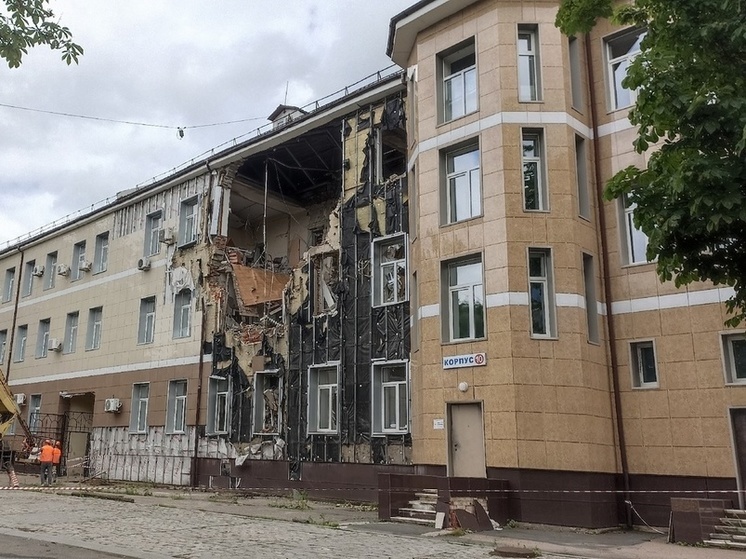 В Донецке ограничили въезд на территорию крупнейшего медучреждения