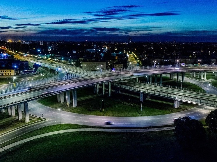 В Латвии утвержден законопроект, запрещающий движение российским машинам