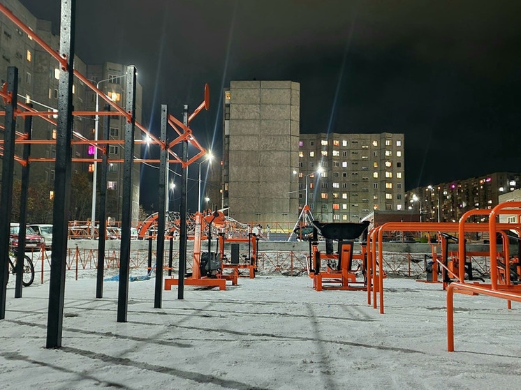 На Полярной улице в Североморске обновили систему освещения
