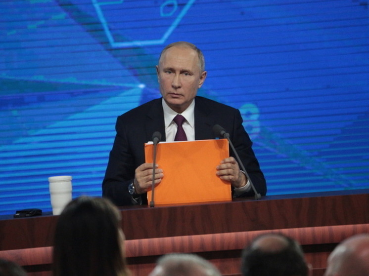 Путин утвердил список поручений по развитию Калининградской области