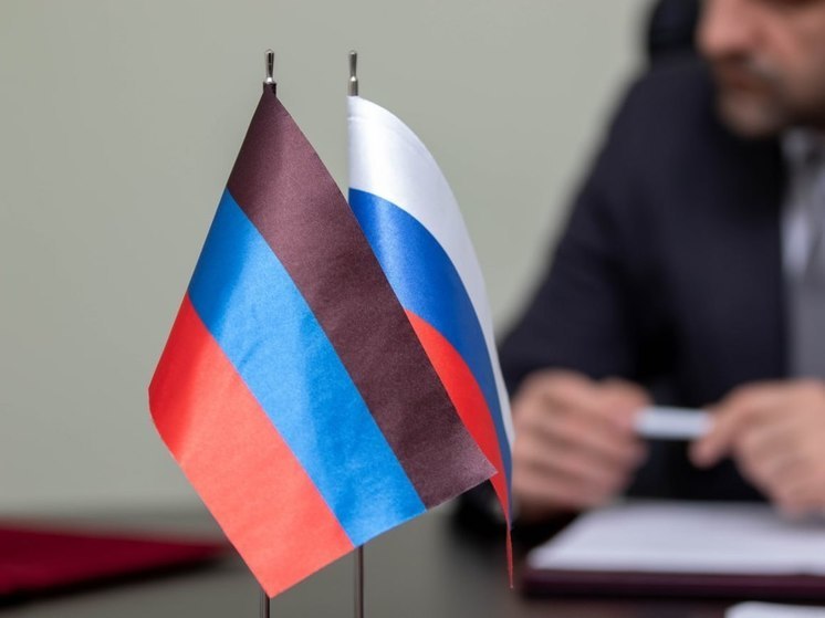 Народный Совет ДНР планирует вести работу с населением в формате "прямых линий"