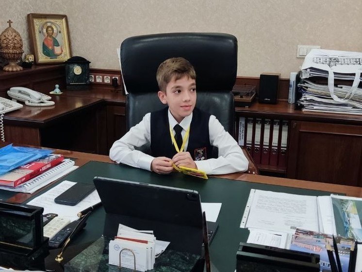 Мэр Ессентуков на время 2-дневной командировки оставил вместо себя 10-летнего ребенка