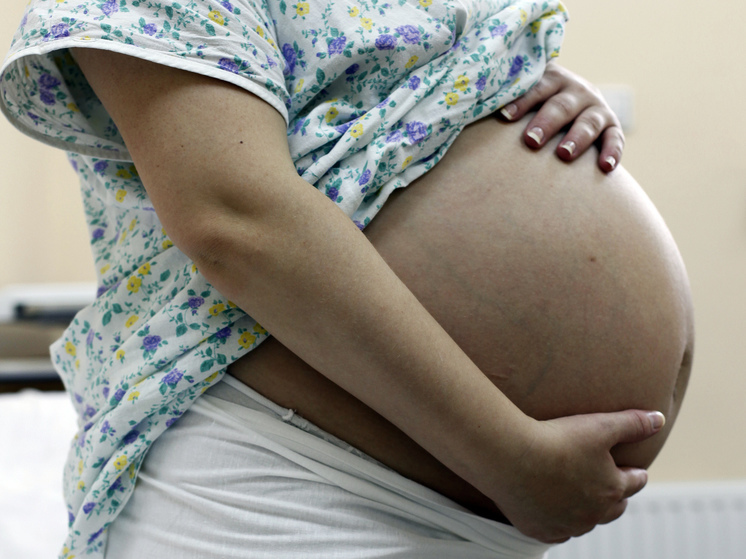 Жительница Саратова думала, что бесплодна, и перепутала беременность с онкологией