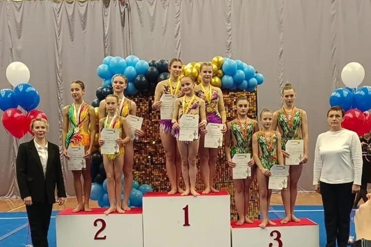 Bryansk acrobats became bronze medalists of the All-Russian tournament