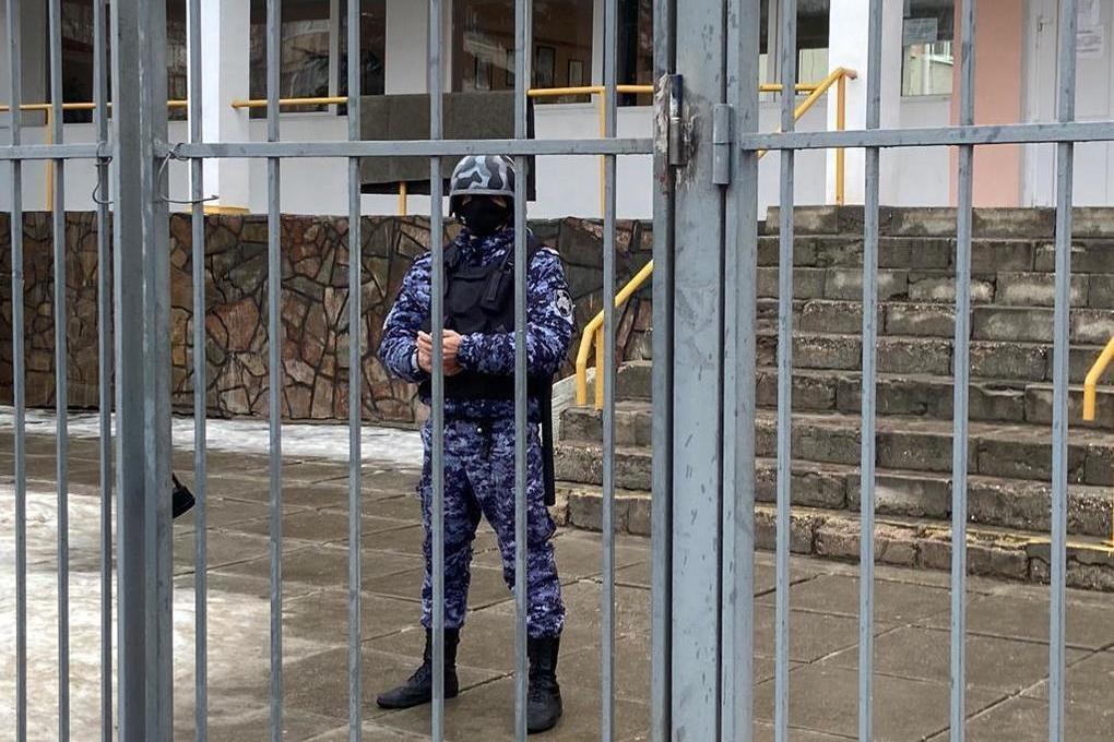 Как в крымских учебных заведениях обеспечивают безопасность учебного процесса