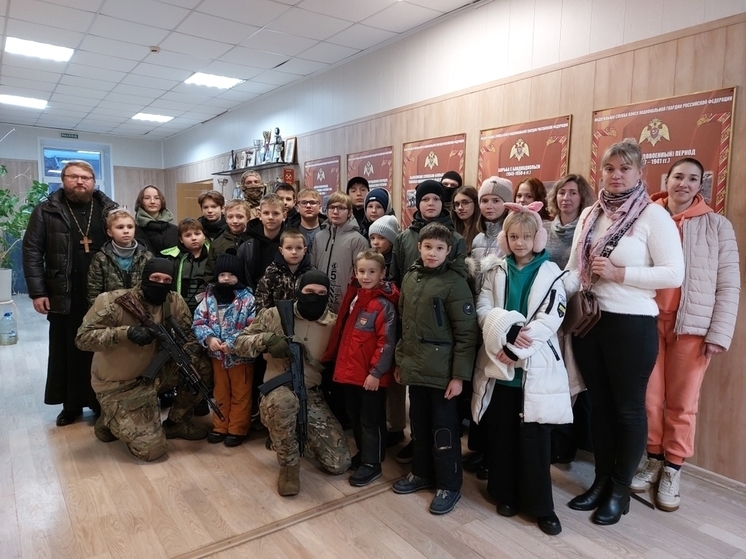 Ярославские росгвардейцы провели занятие для воскресной школы