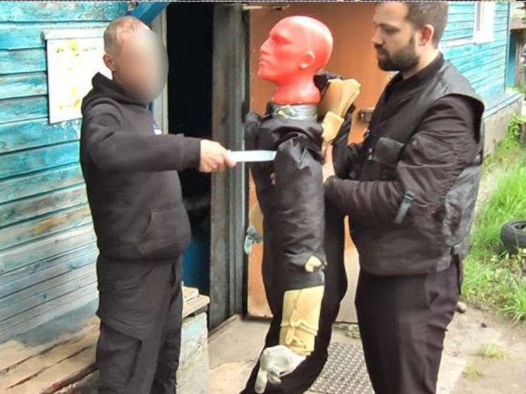 Житель Петрозаводска разбил бутылку о голову собутыльника и добил его ножом