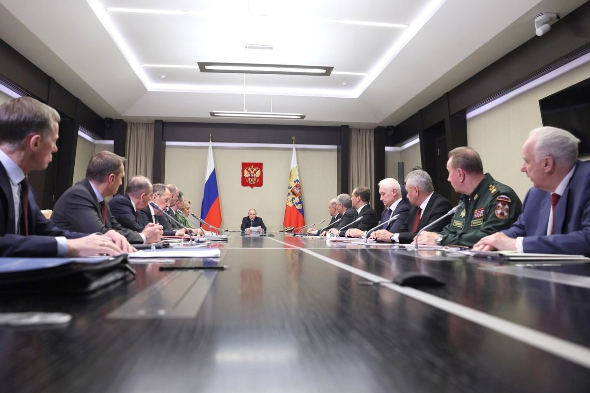 Песков раскрыл подробности о совещании Путина по событиям в Дагестане