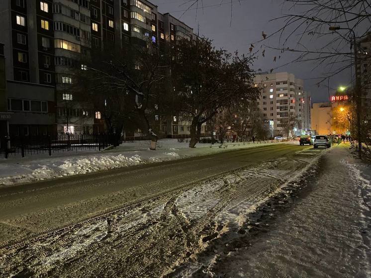 Прокуратура нашла нарушения в уборке снега на улицах Новосибирска