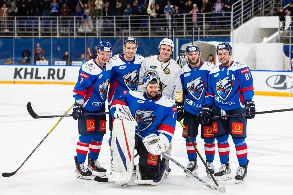 «Лада» переиграла ЦСКА и возглавила Восточную конференцию КХЛ