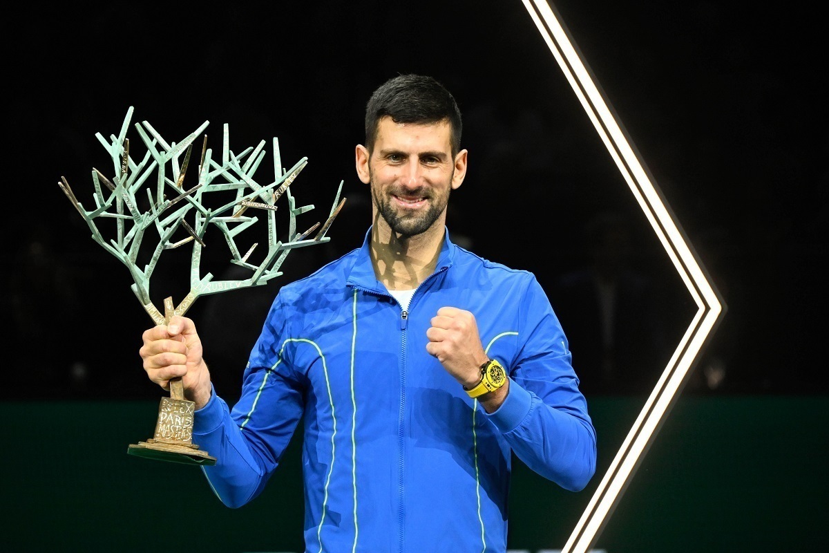 Джокович стал победителем турнира в Париже и завоевал титул «Мастерс»