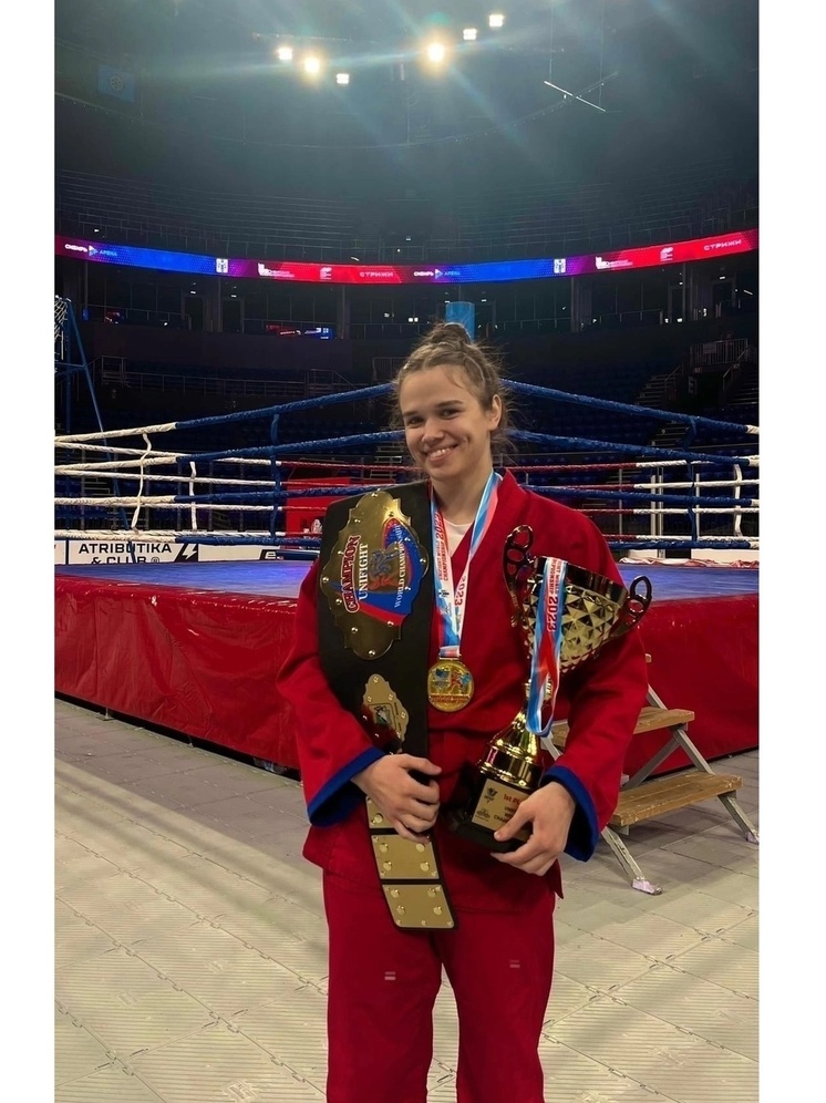 Чемпионат мира по универсальному бою принес костромской спортсменке звание чемпионки