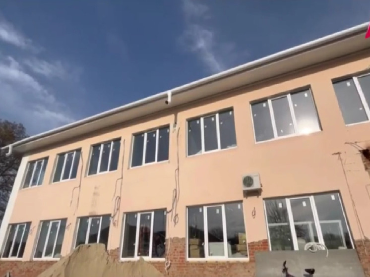 В Томаровской поликлинике Белгородской области строители закрыли тепловой контур
