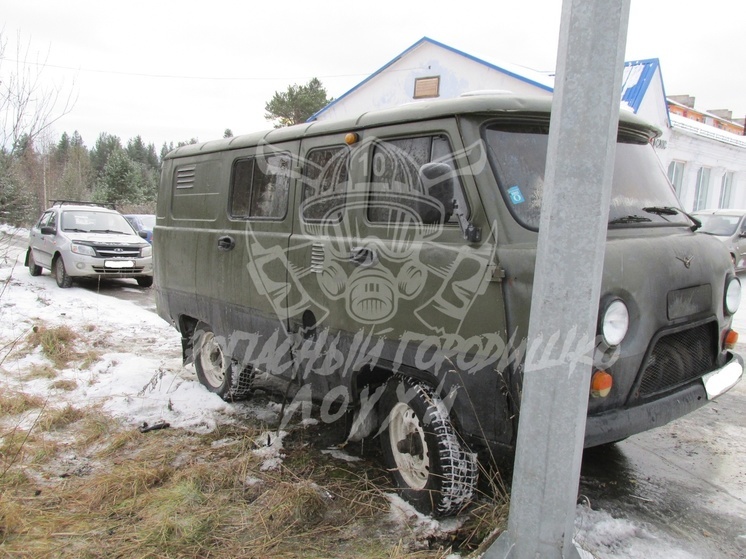 Пожарные показали обгоревшую "Буханку" в поселке Карелии