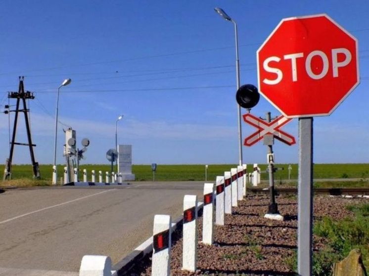  Брянских водителей предупредили о закрытии переезда в Карачеве