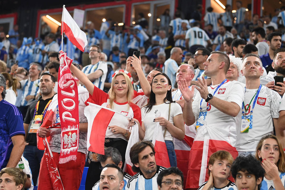 Четырех игроков сборной Польши U17 исключили перед ЧМ за алкоголь