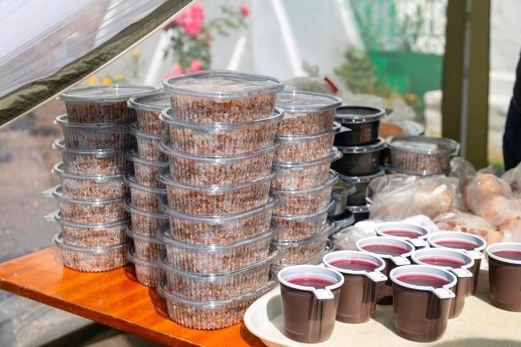 Более 200 порций горячего обеда выдали в рамках «Теплого приема» в Вологде
