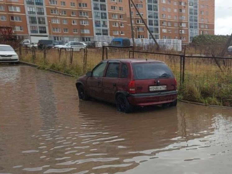 Микрорайон Звенигорода превратился в Венецию