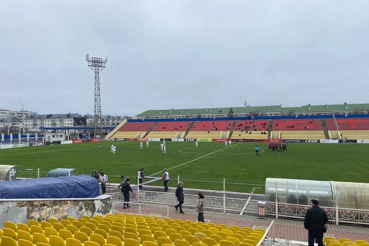 Белгородские футболисты потерпели разгромное поражение