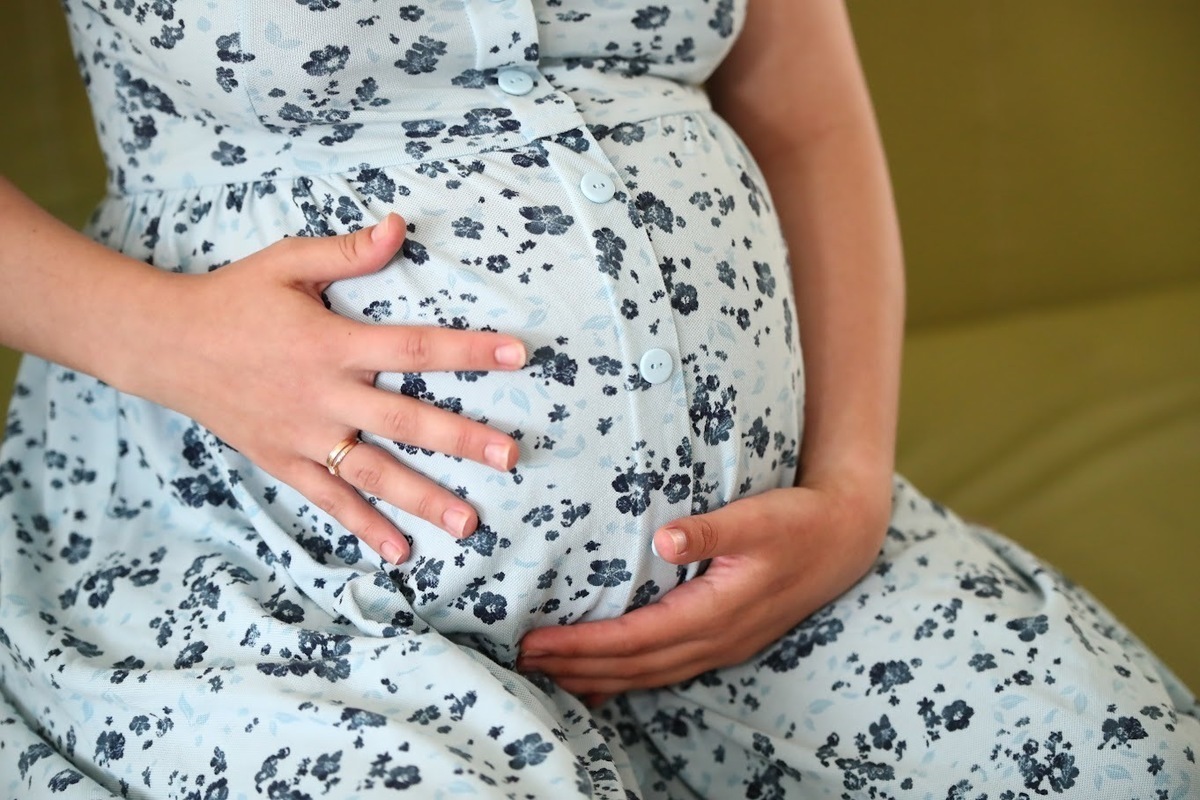 Тысячи беременных волгоградок получают единое пособие